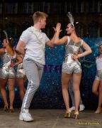 Fun Unlimited 2026 - Showtanzgruppe auf Bühne am Marienplatz