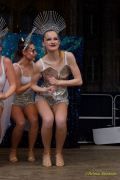 Fun Unlimited 2026 - Showtanzgruppe auf Bühne am Marienplatz