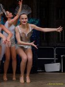 Fun Unlimited 2026 - Showtanzgruppe auf Bühne am Marienplatz