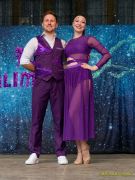 Fun Unlimited 2026 - Showtanzgruppe auf Bühne am Marienplatz