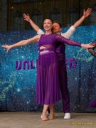 Fun Unlimited 2026 - Showtanzgruppe auf Bühne am Marienplatz