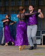 Fun Unlimited 2026 - Showtanzgruppe auf Bühne am Marienplatz