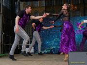 Fun Unlimited 2026 - Showtanzgruppe auf Bühne am Marienplatz