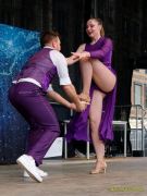 Fun Unlimited 2026 - Showtanzgruppe auf Bühne am Marienplatz