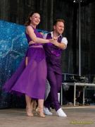 Fun Unlimited 2026 - Showtanzgruppe auf Bühne am Marienplatz