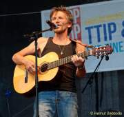 d150604-18511592-100-g7-demo