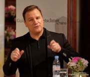 d151202-14155020-r00-modenschau-guido_maria_kretschmer