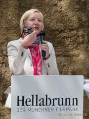 Hellabrunn am 27.5.2022 - Eröffnung neue Loewenanlage