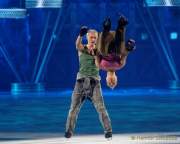 d170208-201737-700-100-holiday_on_ice-believe