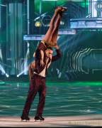 d170208-202913-700-100-holiday_on_ice-believe