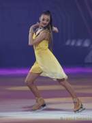 d170208-213418-200-100-holiday_on_ice-believe