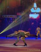 d170208-214655-400-100-holiday_on_ice-believe