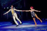 d200102-191643-080-100-holiday_on_ice-showtime