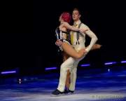 d200102-191655-240-100-holiday_on_ice-showtime