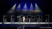 d200102-191807-000-100-holiday_on_ice-showtime