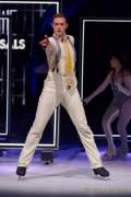 d200102-191833-460-100-holiday_on_ice-showtime