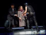 d200102-194116-380-100-holiday_on_ice-showtime