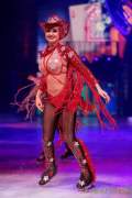 d200102-201925-490-100-holiday_on_ice-showtime