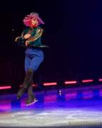 d200102-202322-830-100-holiday_on_ice-showtime