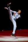 d200102-205759-210-100-holiday_on_ice-showtime
