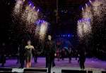 d200102-210828-300-100-holiday_on_ice-showtime