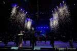d200102-210833-000-100-holiday_on_ice-showtime