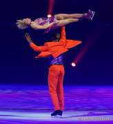 d180207-215212-560-100-holiday_on_ice-time