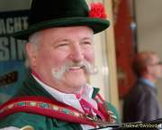 d160420-10150400-100-hotel_torbraeu-turmzwiebel-richtfest d160420-10150400-100-hotel_torbraeu-turmzwiebel-richtfest