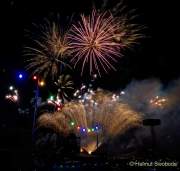 d190814-222151-340-100-olympiapark-sommerfestival-feuerwerk