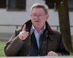 Bayerns Innenminister Joachim Herrmann, Karin Baumüller-Söder und Staatssekretär a.D. Gerhard Eck besuchen Polizei-Reiterstaffel in München Bayerns Innenminister Joachim Herrmann, Karin Baumüller-Söder und Staatssekretär a.D. Gerhard Eck besuchen Polizei-Reiterstaffel in München
