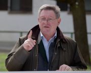 Bayerns Innenminister Joachim Herrmann, Karin Baumüller-Söder und Staatssekretär a.D. Gerhard Eck besuchen Polizei-Reiterstaffel in München