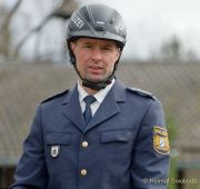 Bayerns Innenminister Joachim Herrmann, Karin Baumüller-Söder und Staatssekretär a.D. Gerhard Eck besuchen Polizei-Reiterstaffel in München