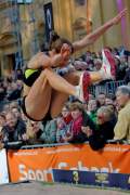 d120605-19510892-100-jump_and_fly