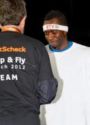 d120605-21345025-100-jump_and_fly