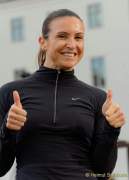 d140625-18340600-100-jump_and_fly