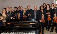 d190507-140544-370-100-konstantin_wecker_mit_kammerorchester