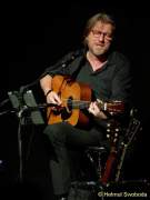 d160422-19543415-100-michael_fitz