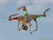 d131229-15483980-100-drohne_an_isar