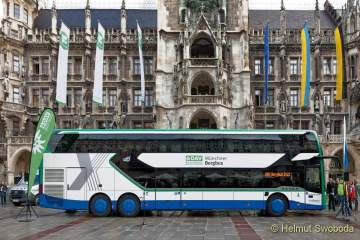 Muenchner Bergbus - Saisonauftakt 2022