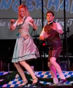 d170519-211217-700-100-nacht_der_tracht-angermaier-modenschau