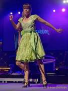 d180504-211535-340-100-nacht_der_tracht-angermaier-modenschau