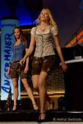 d180504-212010-830-100-nacht_der_tracht-angermaier-modenschau