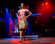 d180504-213147-680-100-nacht_der_tracht-angermaier-modenschau