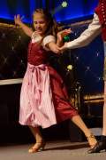 d180504-213427-730-100-nacht_der_tracht-angermaier-modenschau