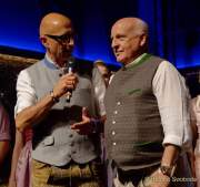 d180504-214345-830-100-nacht_der_tracht-angermaier-modenschau