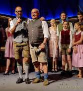 d180504-214451-200-100-nacht_der_tracht-angermaier-modenschau