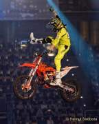 d191221-192730-250-100-night_of_freestyle