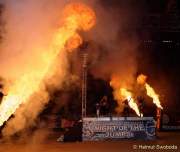 d150425-19032980-100-night_of_the_jumps