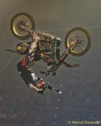 d150425-20061000-100-night_of_the_jumps