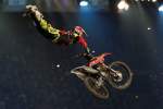 d160423-18395460-100-night_of_the_jumps